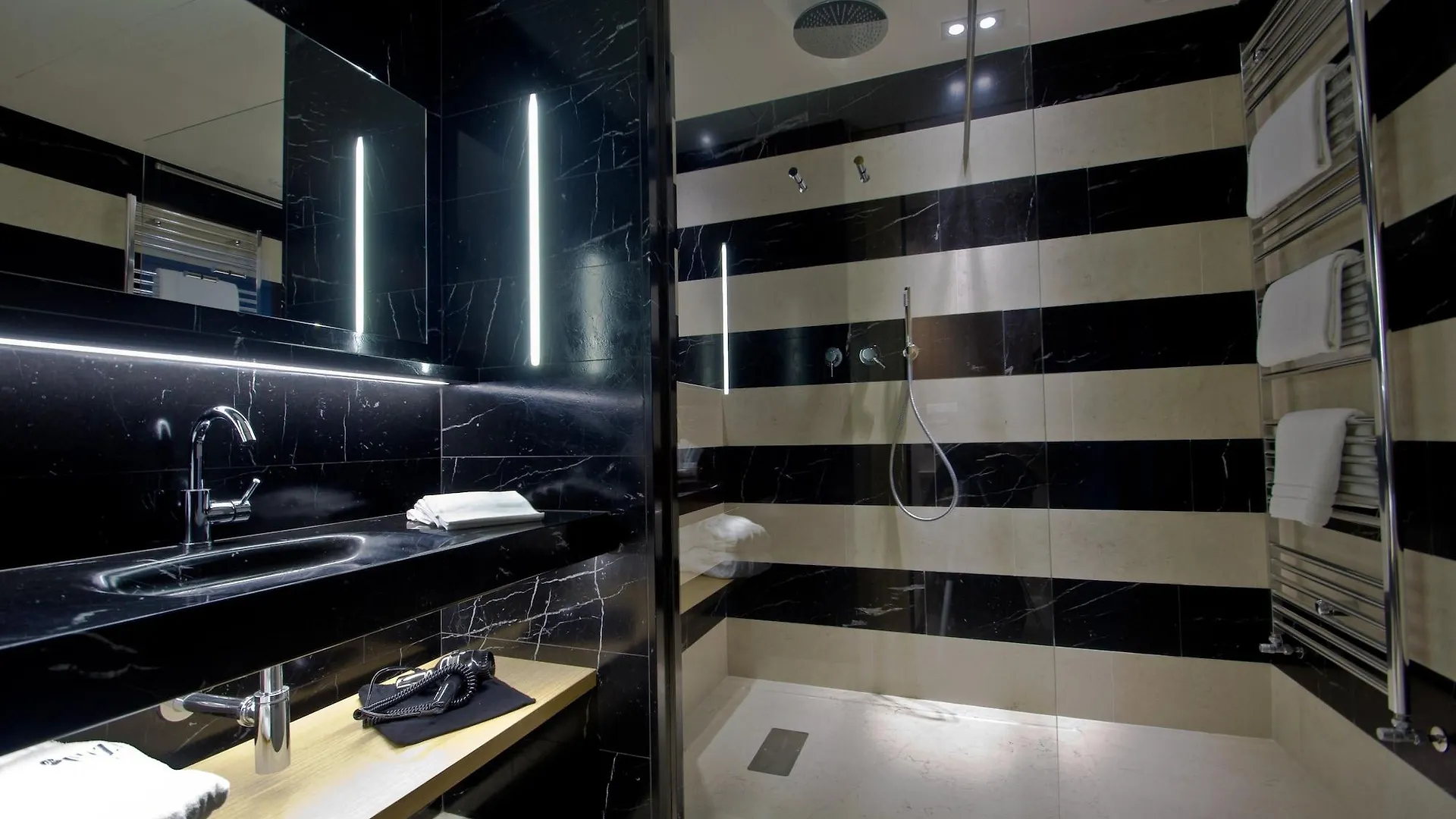 Hotel Plaza Μέστρε 4*,