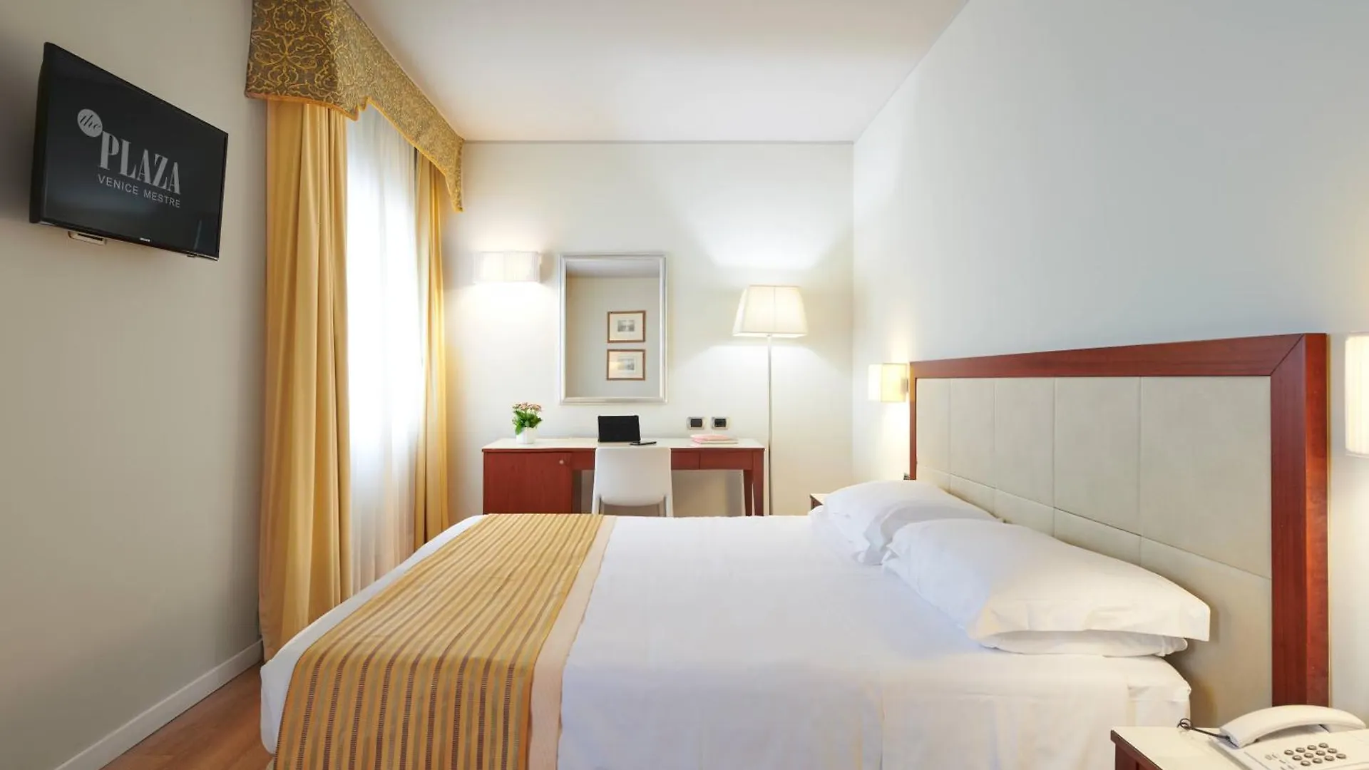 Hotel Plaza Μέστρε